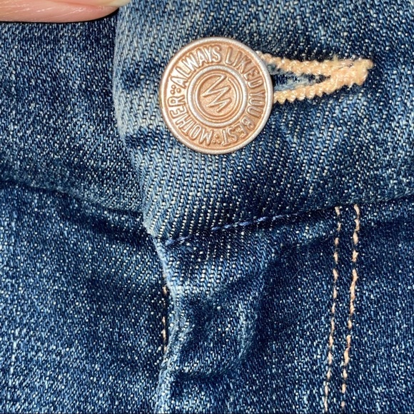 MOTHER Looker Ankle Fray Girl Crush Wash Jeans - Picture 7 of 15